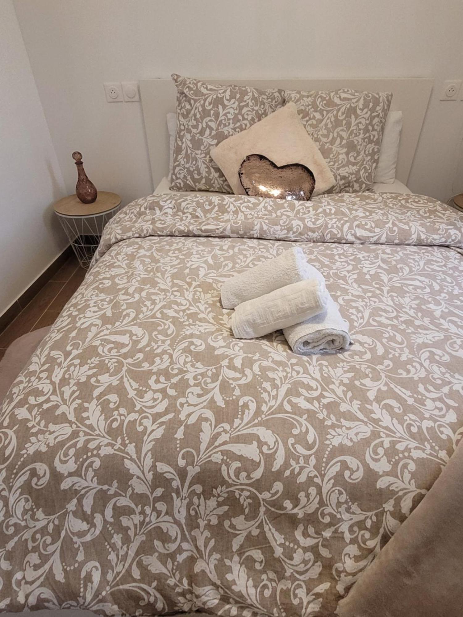 Coquet Appartement A 15Mn De Paris Et 10 Mn De Stade De France, Wifi, Netflix, Groslay Zewnętrze zdjęcie